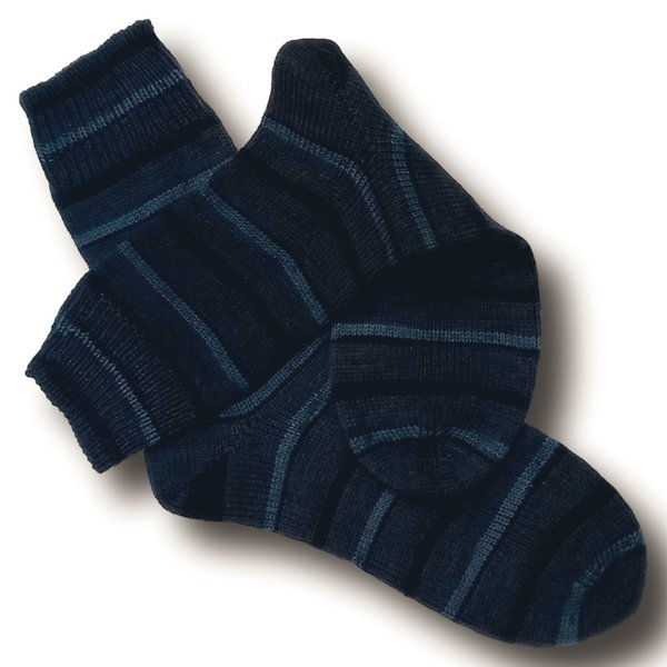 Gestrickte Socken Kohle Grau Color Groesse 44/45
